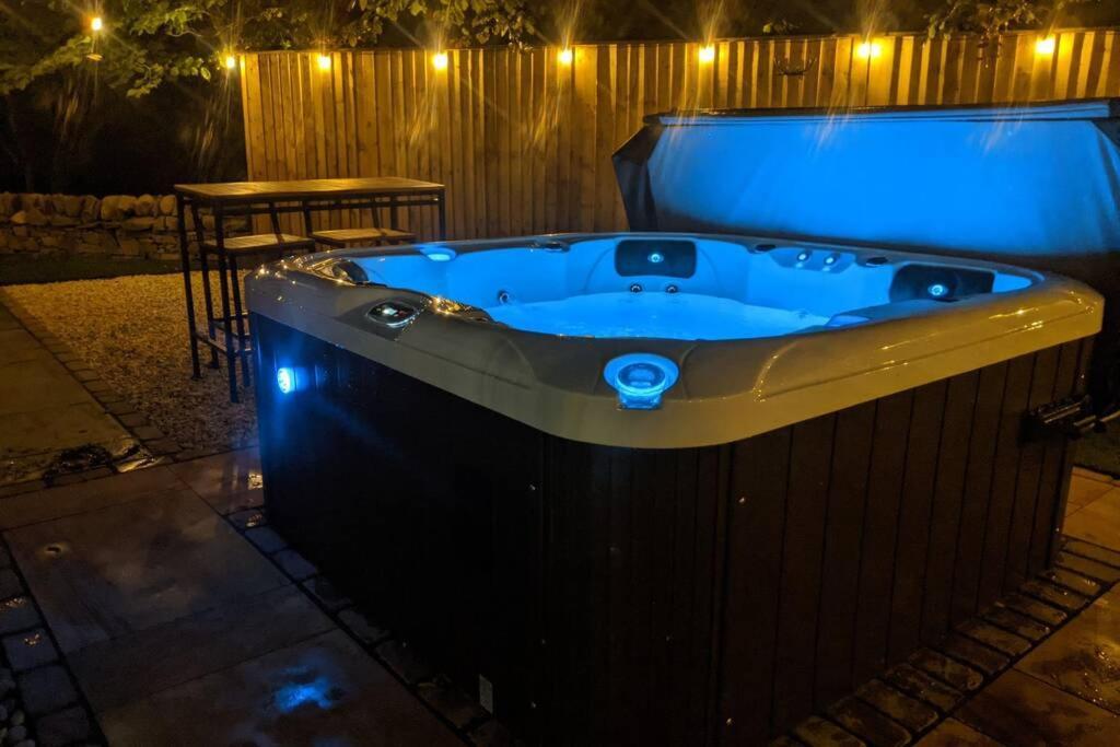 Tarff Church Sunday School. With Hot Tub And Sauna Twynholm Bagian luar foto